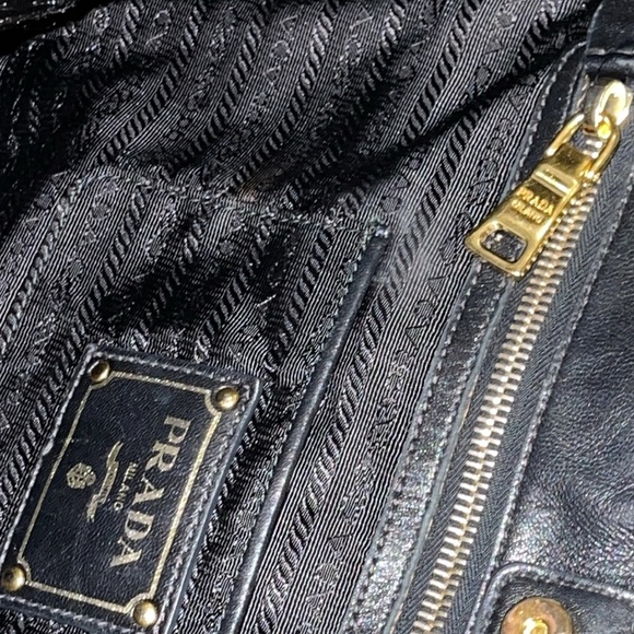 Preloved Prada Gaufre convertible satchel leather/nylon medium 2 way bag. - Picture 11 of 13